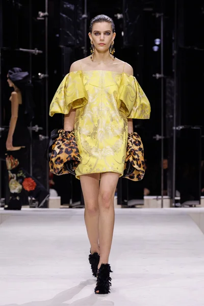 Look 42